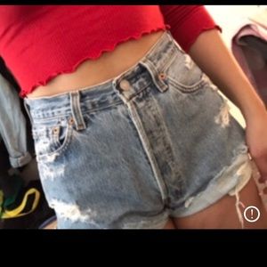 High waisted Levi’s shorts
